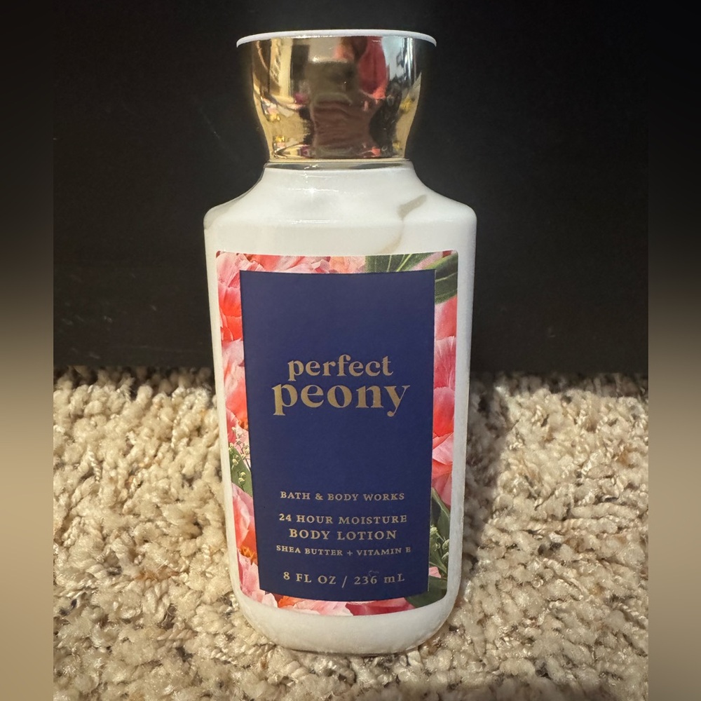 Retired Bath & Body Works Perfect Peony Body Lotion